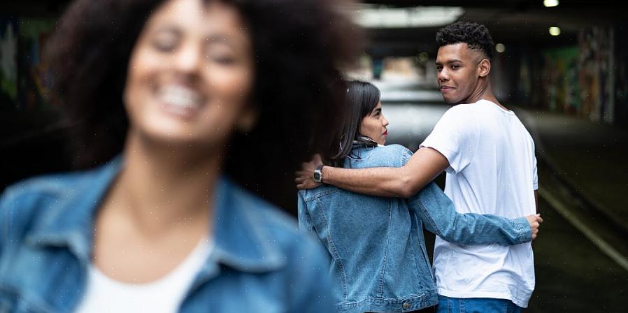 Relationship therapy זיהה את ההבדלים הגדולים ביותר בין גברים לנשים בהגדרה של בגידה