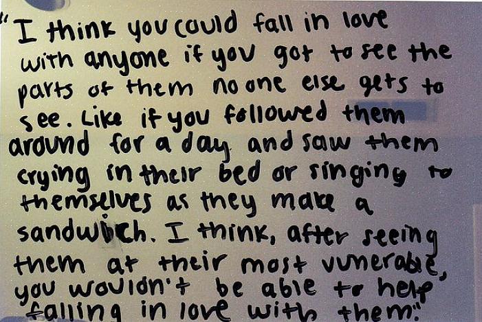 אתה מספר את סיפורה של אישה צעירה והסטוקר שלה